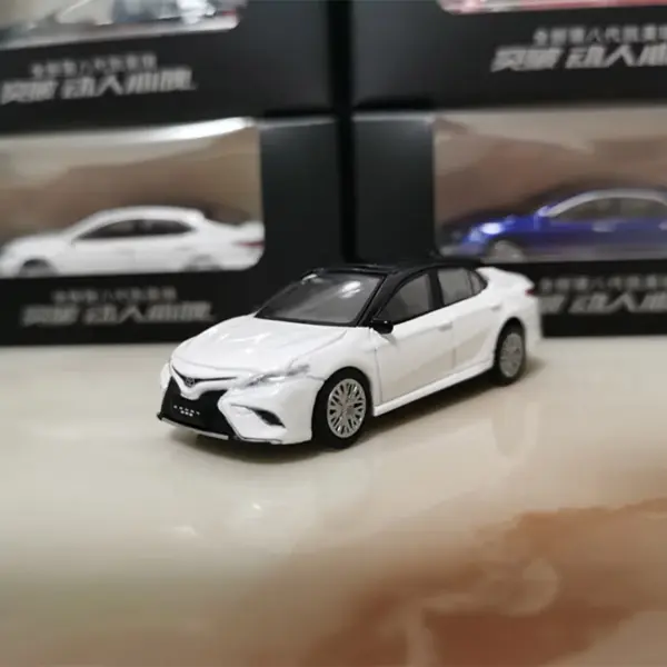 1:64 Scale GAC Toyota Camry Gen.8 Alloy Model - Image 4