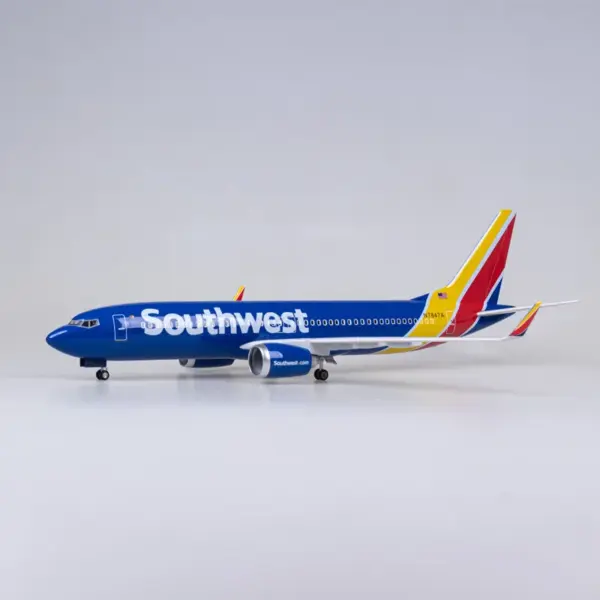 Diecast Boeing 737 Model 1:85 Scale - Image 2