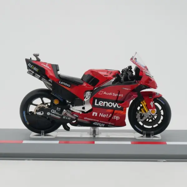 Ducati Desmosedici GP21 1:18 Diecast Model - Image 4