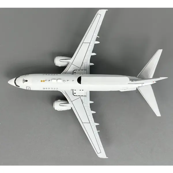 Korean Air Force B737-700 E-7A Model 1:400 - Image 3