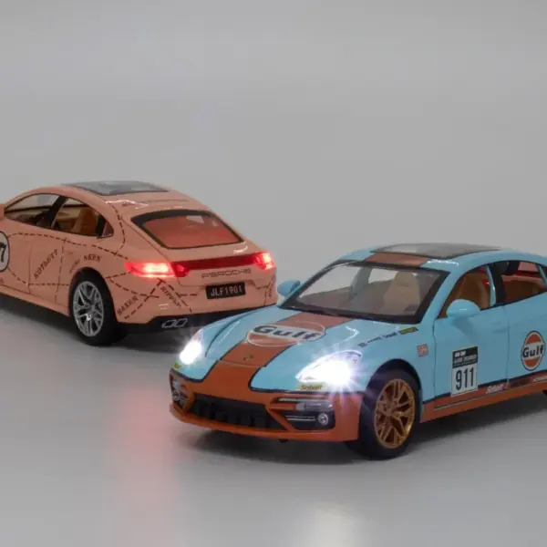 1:24 Scale Porsche Panamera Diecast Model Car - Image 6