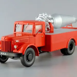 1/43 Scale MAZ-200 Soviet Fire Truck Model