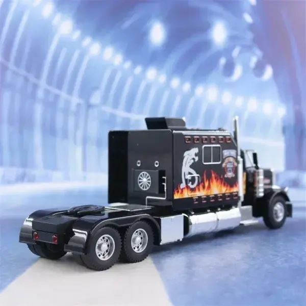 1:24 Peterbilt 389 Alloy Toy Truck Model - Image 3