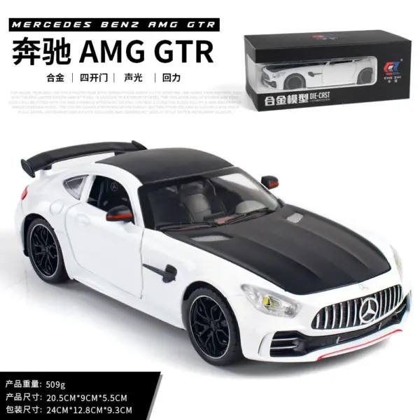 1:24 Mercedes-Benz AMG GTR Diecast Car Model - Image 8