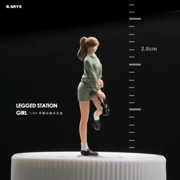 1:64 Scale Resin Girl Action Figure Model - Image 3