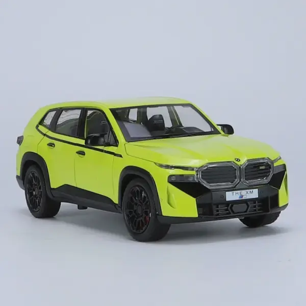 1:24 BMW XM Diecast Car Model with Lights - Image 2