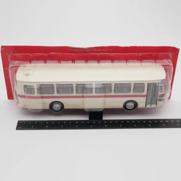 Saviem S53 R 1:43 Scale Diecast Model Bus - Image 5