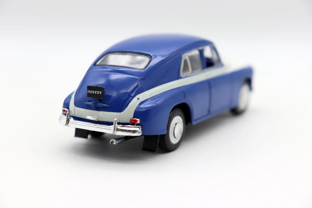 GAZ-M20B GAZ-M20V Diecast Model Car 1/43 Scale 3 GAZ-M20B GAZ-M20V Diecast Model Car 1/43 Scale - Image 3