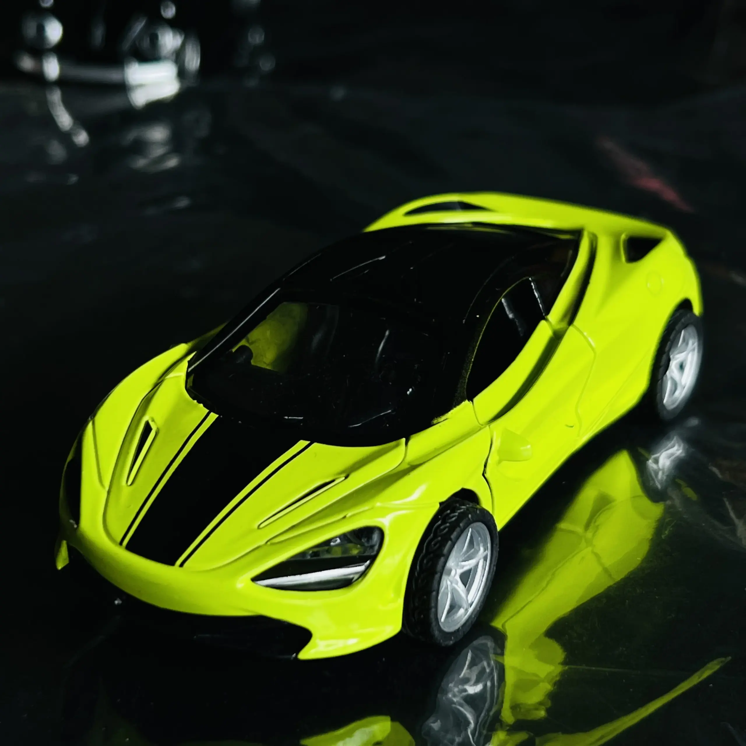Alloy Racing Toy Model Sports Car 2 Alloy Racing Toy Model Sports Car - Image 2