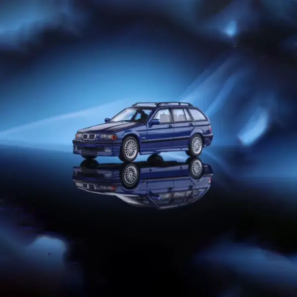 1:64 Scale BMW E36 Station Wagon Diecast Model - Image 4