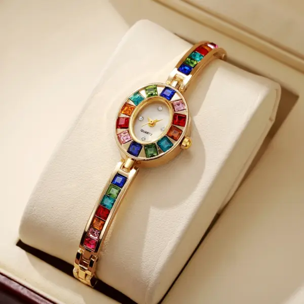 Women's Retro Quartz Watch Set V248 with Bracelet - Image 2