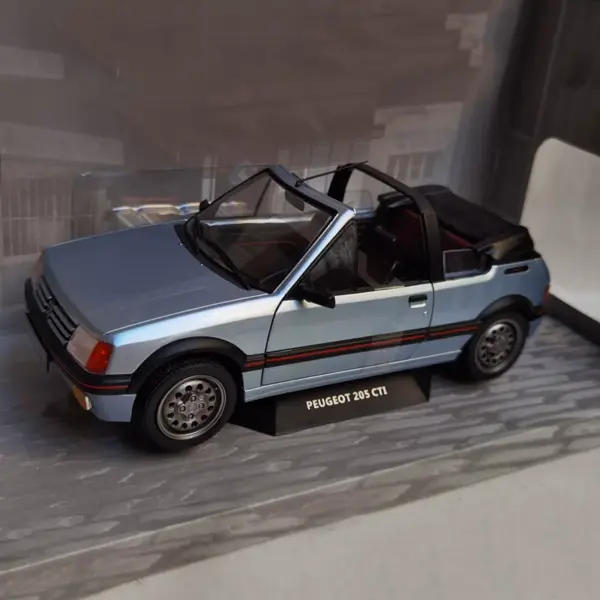 1:18 Peugeot 205 GTI Diecast Model Car