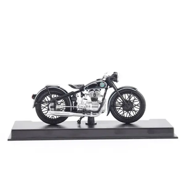 1:24 Scale AWO-425 Simson Motorcycle Model - Image 3