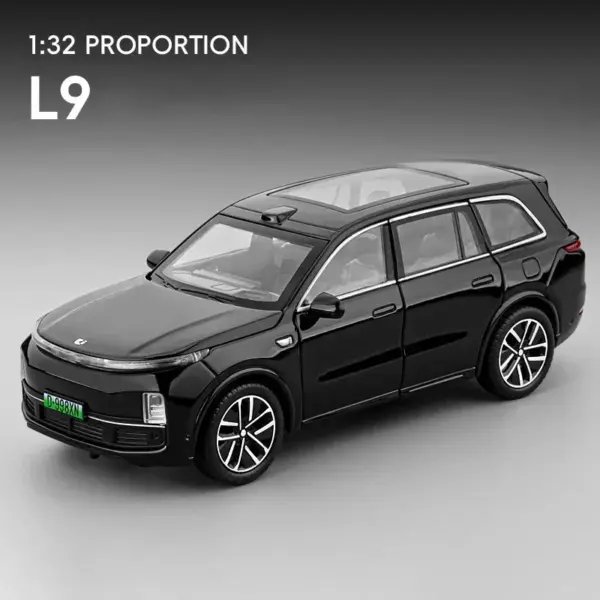 1:32 Alloy SUV Model Car with Sound and Light - Image 9