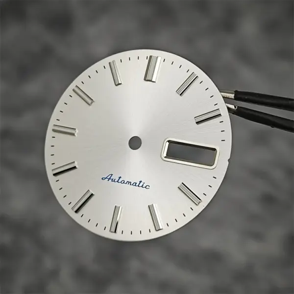 NH36A 28.5mm Green Luminous Watch Dial - Image 5
