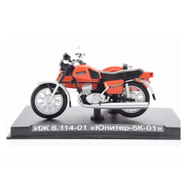 1:24 Scale IZH-JUPITER-5 Motorcycle Model - Image 3