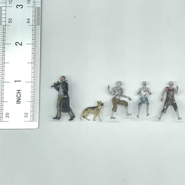 1:64 Scale Smith Action Figures with Dog Set - Image 8
