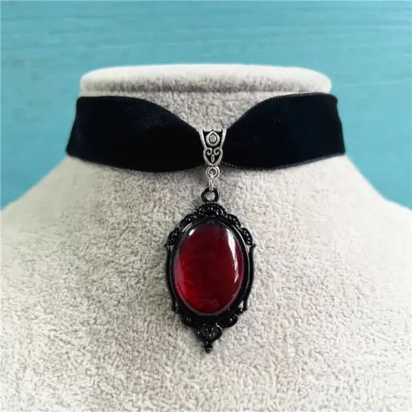 Neo-Gothic Vampire Cameo Velvet Choker Necklace - Image 6