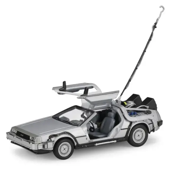 WELLY 1:24 Scale Diecast DeLorean Model Car - Image 4