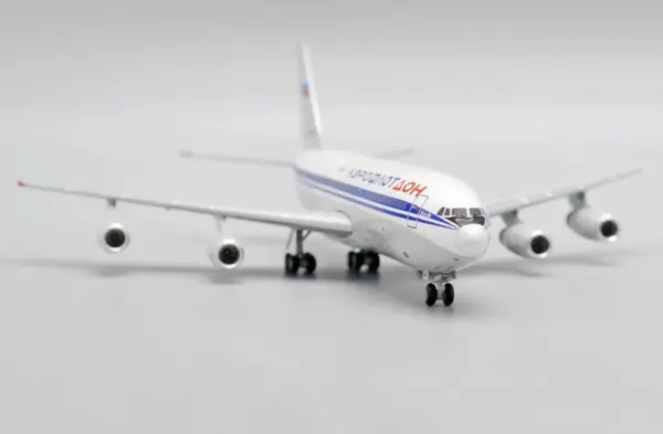 1/400 Scale Russian IL-86 Aircraft Model - Image 4