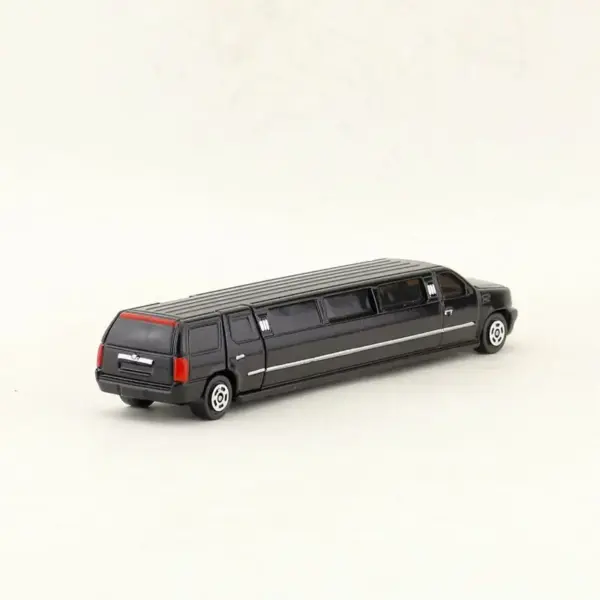 Diecast Metal Stretch Lincoln Limousine Model - Image 4