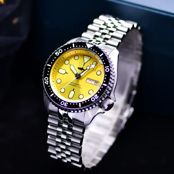 HEIMDALLR SKX007 200M Automatic Dive Watch - Image 2