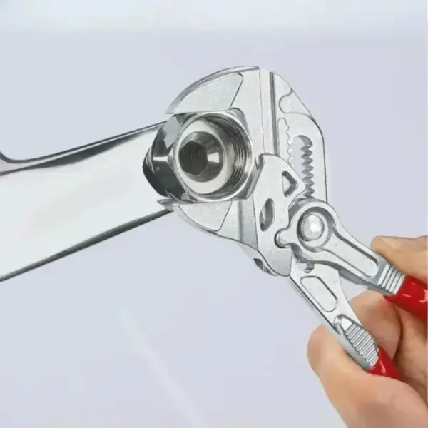 Adjustable Pipe Wrench Multi-Function Tool - Image 3
