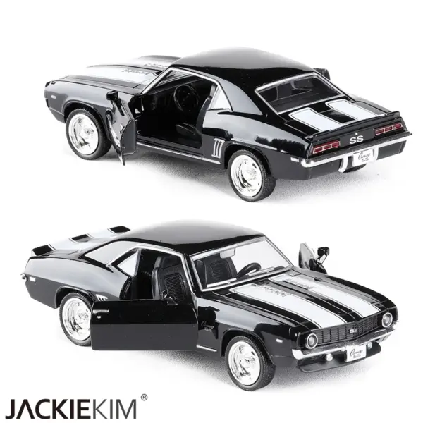 1:36 Vintage Black Camaro SS Diecast Model Car - Image 4