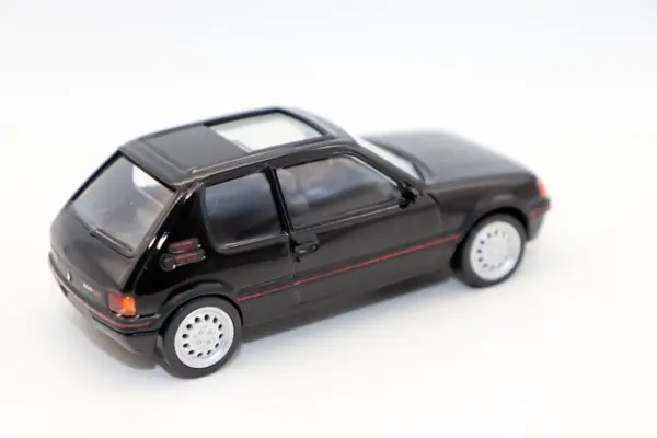 1/43 Scale Peugeot 205 GTI Diecast Model Car - Image 5