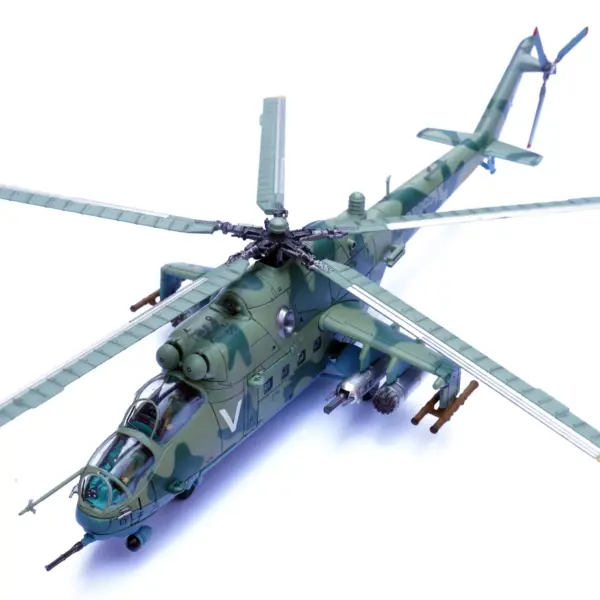 1/72 Scale Russian Mi-24V Helicopter Model - Image 4