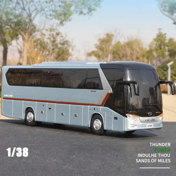 1:38 Scale Alloy Xiamen Jinlong Bus Model