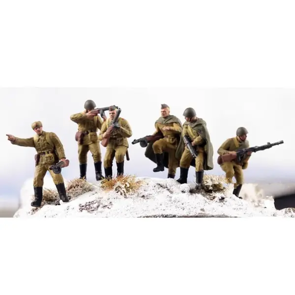 1/72 Scale Soviet Infantry Soldier Figures Set - Image 5