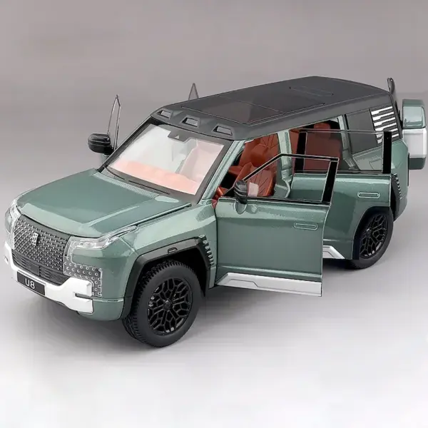 1:24 BYD U8 Diecast Car Model with Lights - Image 3