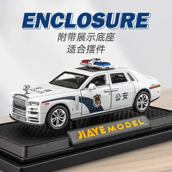 1:36 Rolls Royce Phantom Diecast Model Car - Image 2