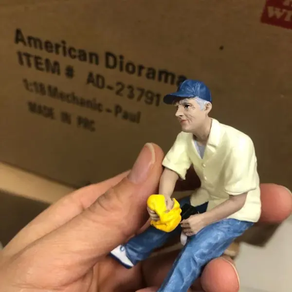 1/18 Scale Maintenance Man Action Figure Model - Image 2