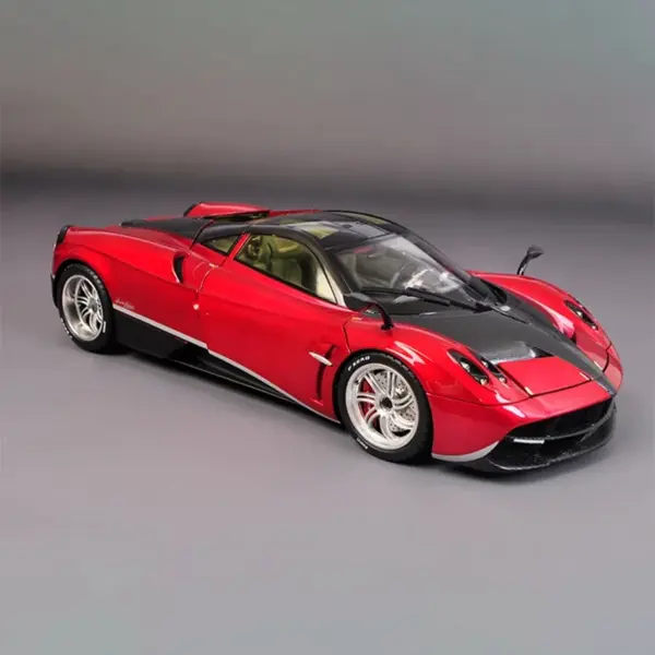 1:18 Scale Huayra Pagani Diecast Car Model - Image 3