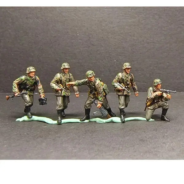 1/72 Scale 5 Resin German Soldier Figures - Image 6