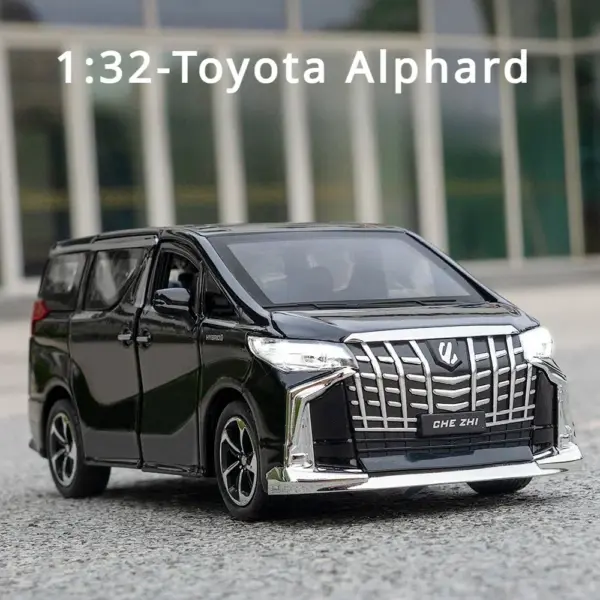 1:32 Toyota Alphard MPV Diecast Car Model