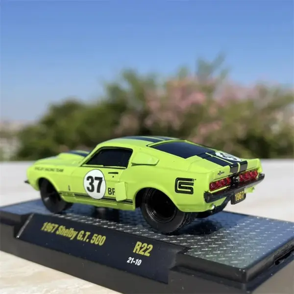 1967 Shelby GT500 1:64 Scale Diecast Model - Image 3