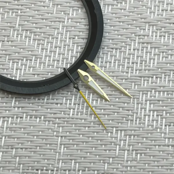 Triangular Luminous Watch Dial for NH34/NH35 - Image 12