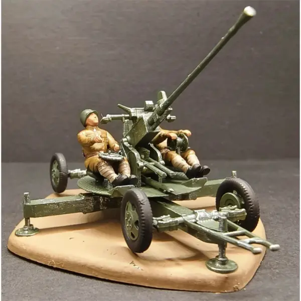 1/72 Scale Resin Soviet Soldiers Model Set - Image 2