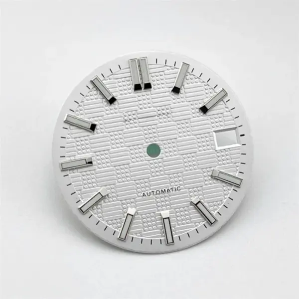 28.5mm Green Luminous Watch Dial for NH35/NH36 - Image 10