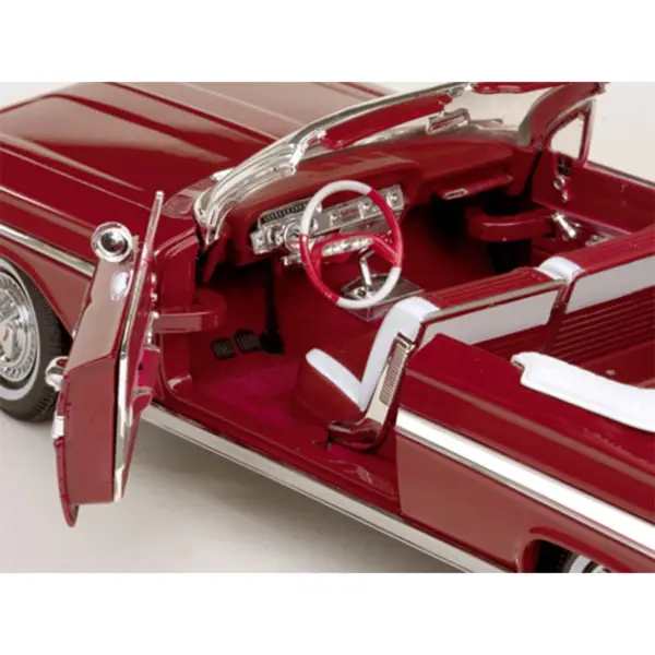 1961 Impala Convertible 1:18 Alloy Model - Image 6