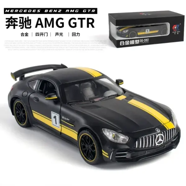 1:24 Mercedes Benz AMG GTR Diecast Model - Image 11