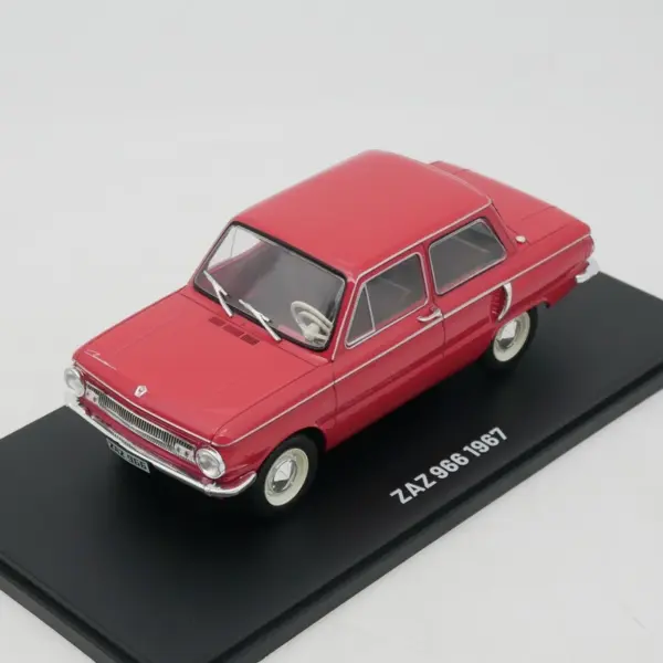 Diecast Alloy ZAZ 966 1:24 Model Car - Image 5