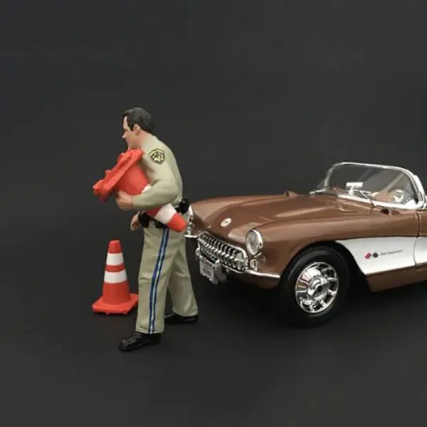 1:18 Scale Highway Patrol Action Figure Model - Image 3