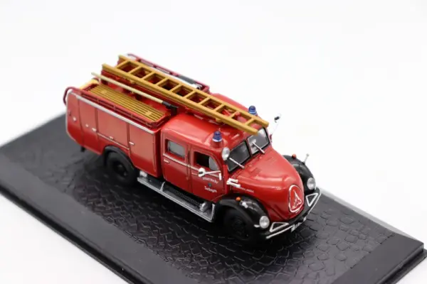 1/43 Scale Magirus-Deutz Fire Truck Model - Image 6