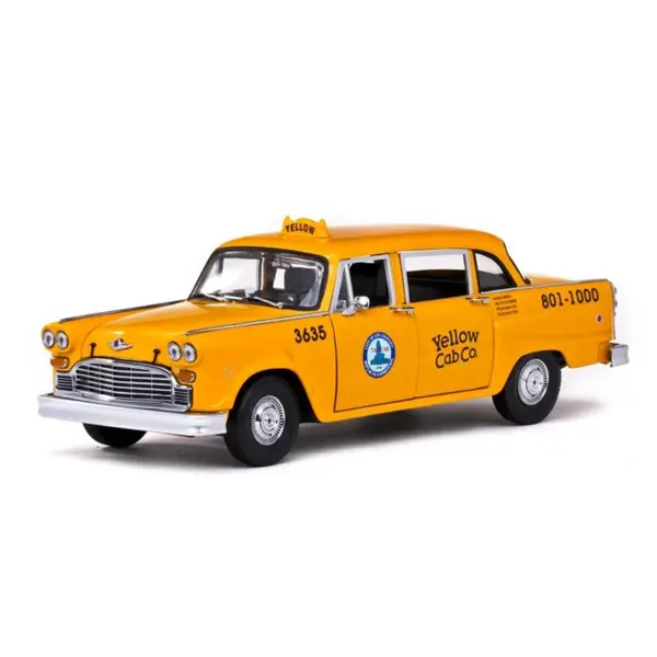 1:18 Scale 1981 New York Taxi Car Model - Image 5