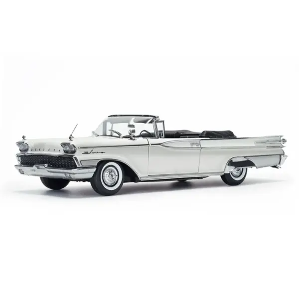 1:18 Scale Mercury Parklane Convertible Model