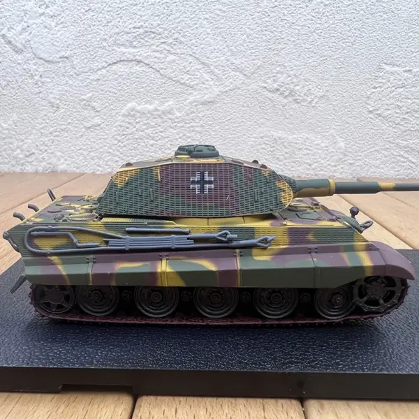 1:72 Scale Diecast WWII German Tiger Tank Model - Image 4